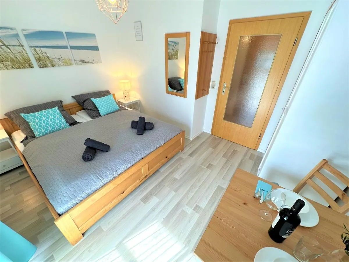 Cozy Apartment Bavarian Forest +Pool +Sauna +Netflix 즈위젤 0*,  독일